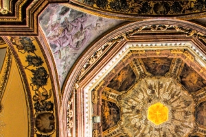 Cathedral Ceiling – Wednesday’s Symmetrical Jigsaw Puzzle