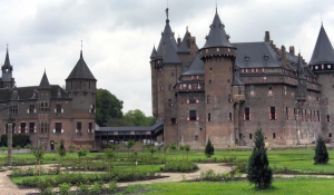 Big Castle – Tuesday’s Daily Jigsaw Puzzle