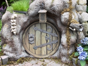 Hobbit House – Monday’s Small Sized Jigsaw Puzzle