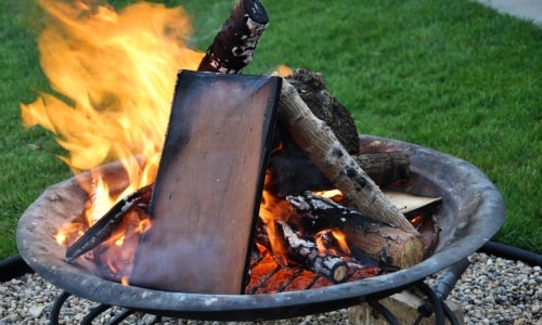 Fire Pit – Thursday’s Keeping Warm Jigsaw Puzzle