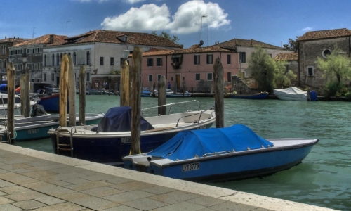 Pretty Boats In A Row – Sunday’s Daily Jigsaw Puzzle