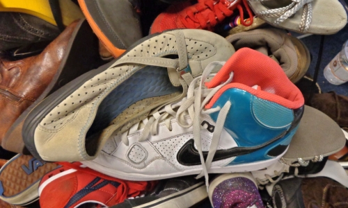 Pile Of Shoes – Saturday’s Messy Free Daily Jigsaw Puzzle