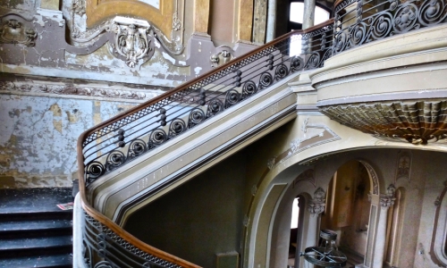 Saturday’s Renovation Required – Old Stairs Jigsaw Puzzle