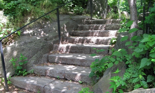 Stone Steps – Wednesday’s Nice Uphill Hike Jigsaw Puzzle