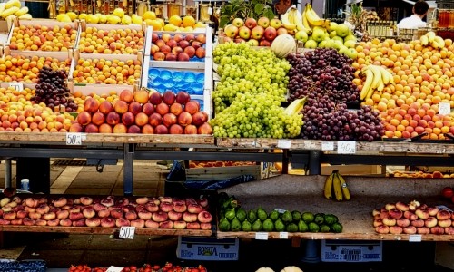 Fruit Stand – Wednesday’s Daily Jigsaw Puzzle