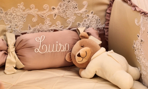 Soft Pillows, Stuffed Toy – Thursday’s Daily Jigsaw Puzzle