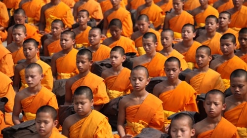 Monks in Thailand – Sunday’s Free Daily Jigsaw Puzzle