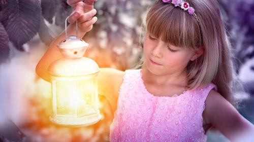 Girl With Lamp