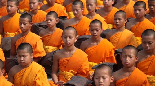 Monks in Thailand – Sunday’s Daily Jigsaw Puzzle