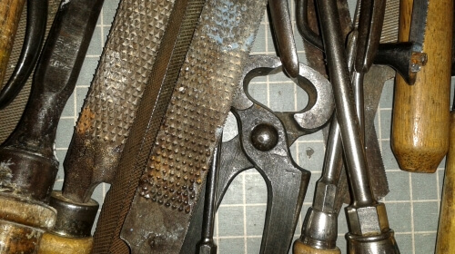 Sunday’s Old Time Jigsaw Puzzle – Tools