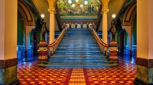 Thursday’s Free Daily Jigsaw Puzzle – Stairs