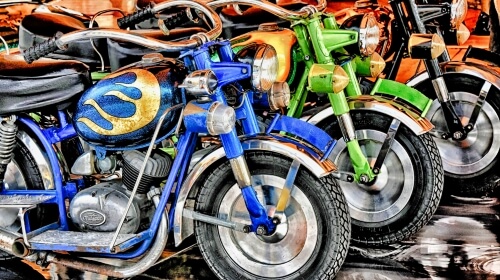 Monday’s Free Daily Jigsaw Puzzle – Motorcycles