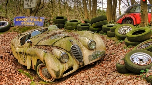 Abandoned Car – Friday’s Free Daily Jigsaw Puzzle