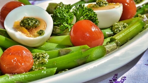 Friday’s Healthy Food Jigsaw Puzzle – Asparagus