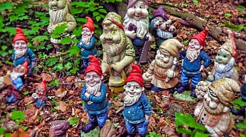 Garden Gnomes – Friday’s Daily Jigsaw Puzzle