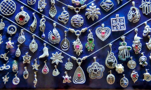 Egyptian Jewelry – Saturday’s Daily Jigsaw Puzzle