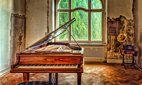 Old Music Room – Thursday’s Daily Jigsaw Puzzle