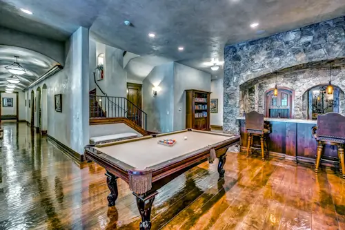 Monday’s Free Daily Jigsaw Puzzle – Hotel Pool Table