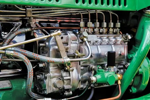 Tractor – Tuesday’s  Daily Jigsaw Puzzles