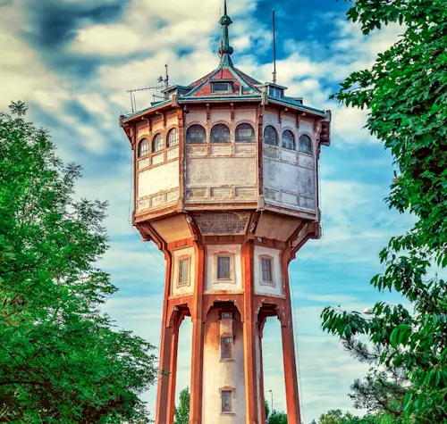 Tuesday’s Historical Jigsaw Puzzle – Svábhegy Water Tower