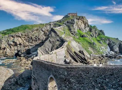 A Visit To San Juan de Gaztelugatxe – Tuesday’s Jigsaw Puzzle